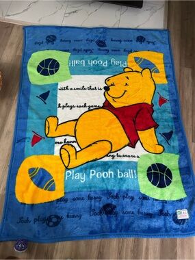 Vintage Disney Winnie the Pooh Blue, Yellow & Red Fleece Blanket